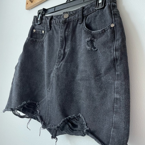 Missguided Distressed Black Denim Mini Skirt Size 6 - Picture 6 of 15